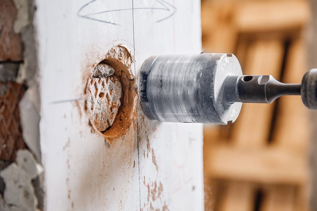 cat-building-holesaws-1080