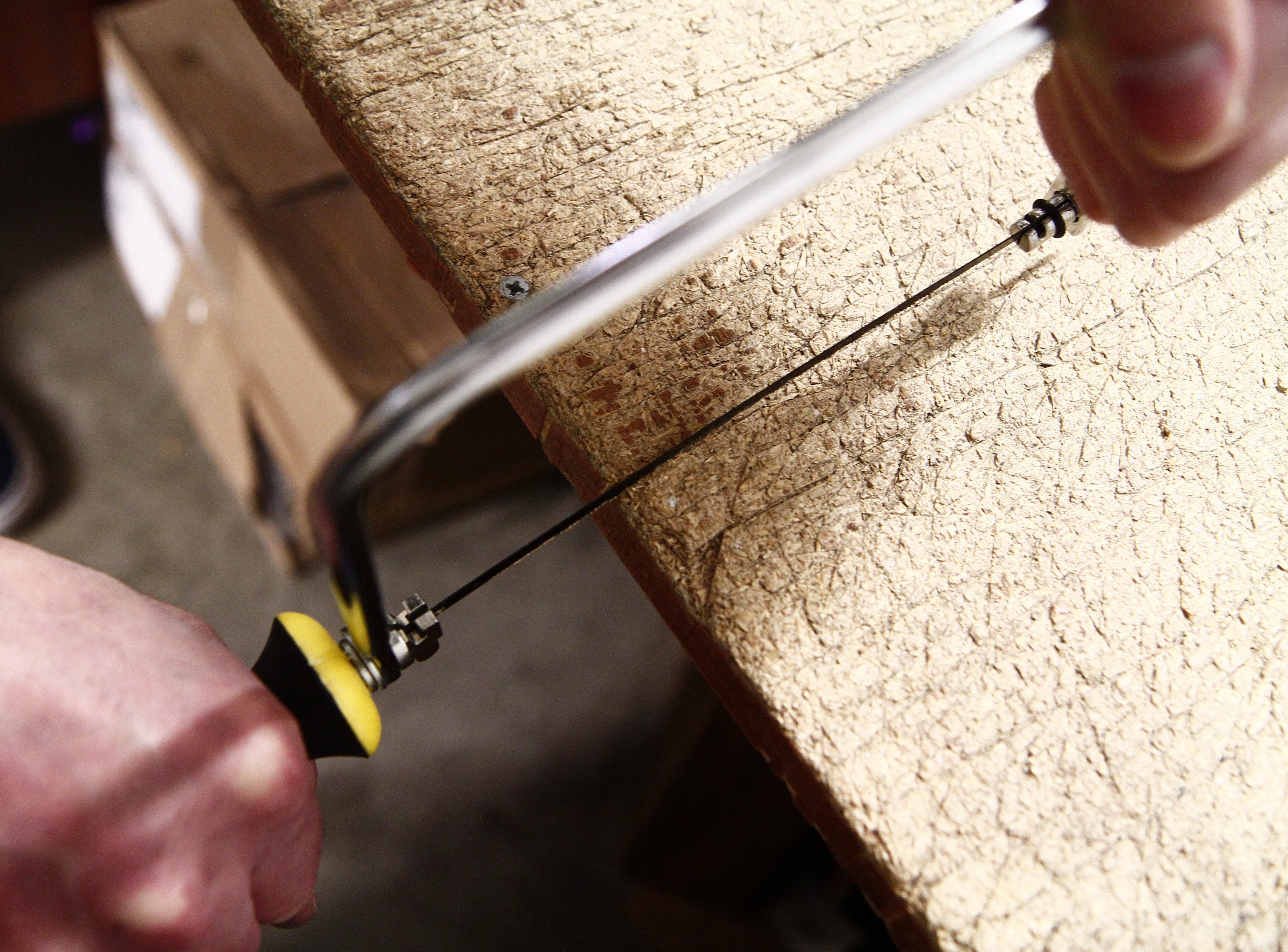 170mm Rubber Grip Coping Saw with 5 Blades