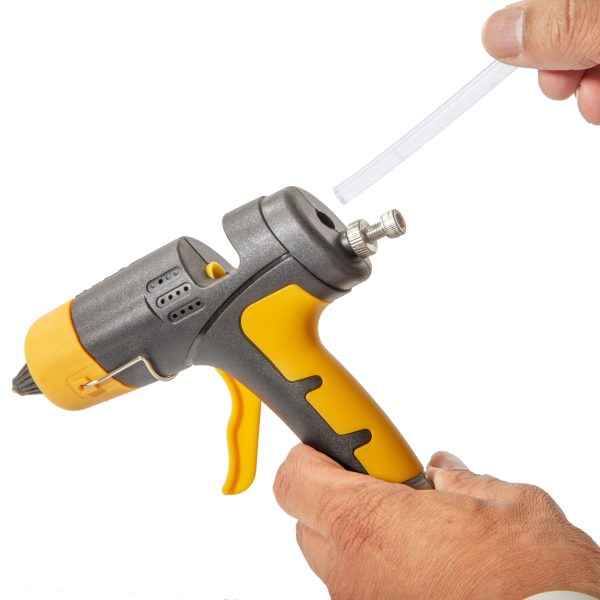 Rechargeable Glue Gun ( 70517 ) inserting glue-stick